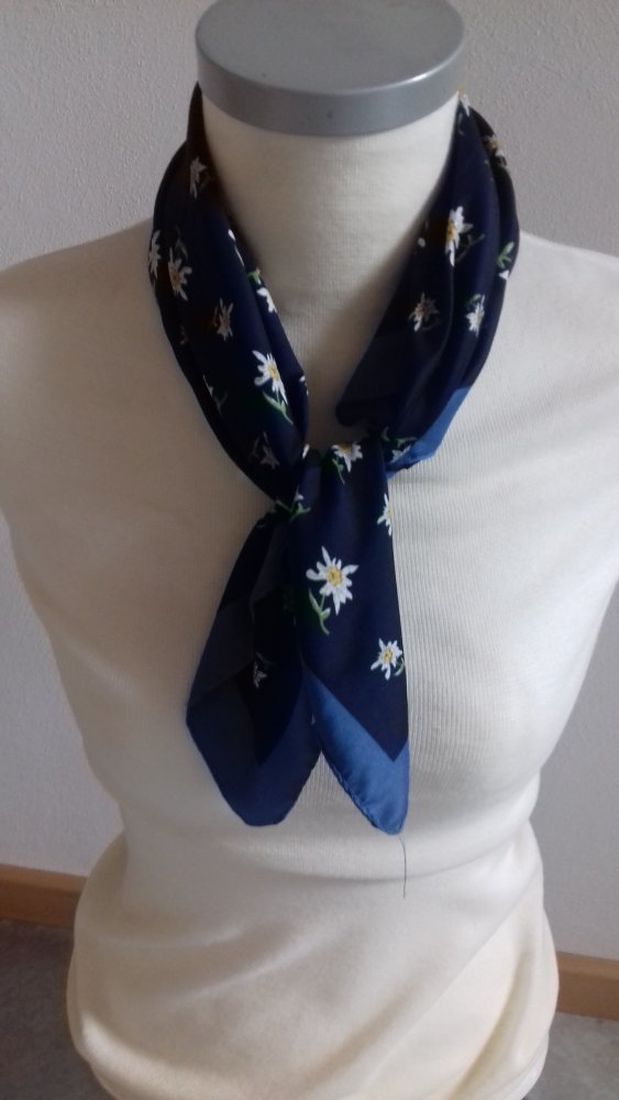 Tuch Schal Kopftuch Accessoire Foulard Halstuch Edelweiß Alloverprint blau weiss Alpen Landhaus Tracht 