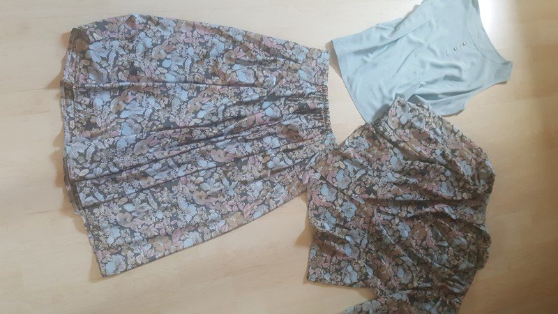 Rock, Faltenrock, Kostümrock, Einzelstück,  Schneiderhandwerk  Midirock, Vintage Lover, 80s Shabbydesign, Kostümrock Knöchellang, Rock Knielang mit Einstecktasche u Unterrock, Hibiscus Printdruck Blumenrock, Blütendesign türkis Florales  Muster 