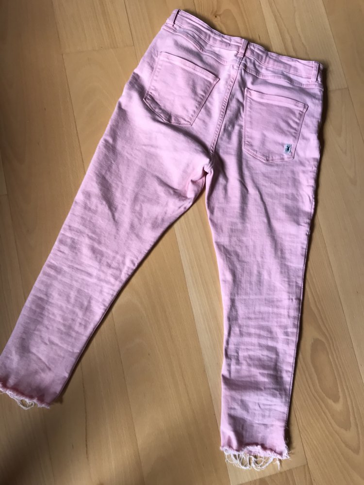 Jeans Markenware 40/42 Skinny Stretch ZARA Woman Premium Riped Usedlook Destroyed Knöchellang Highwaist 
