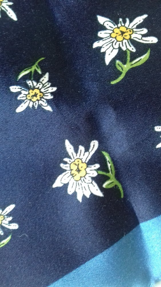 Tuch Schal Kopftuch Accessoire Foulard Halstuch Edelweiß Alloverprint blau weiss Alpen Landhaus Tracht 