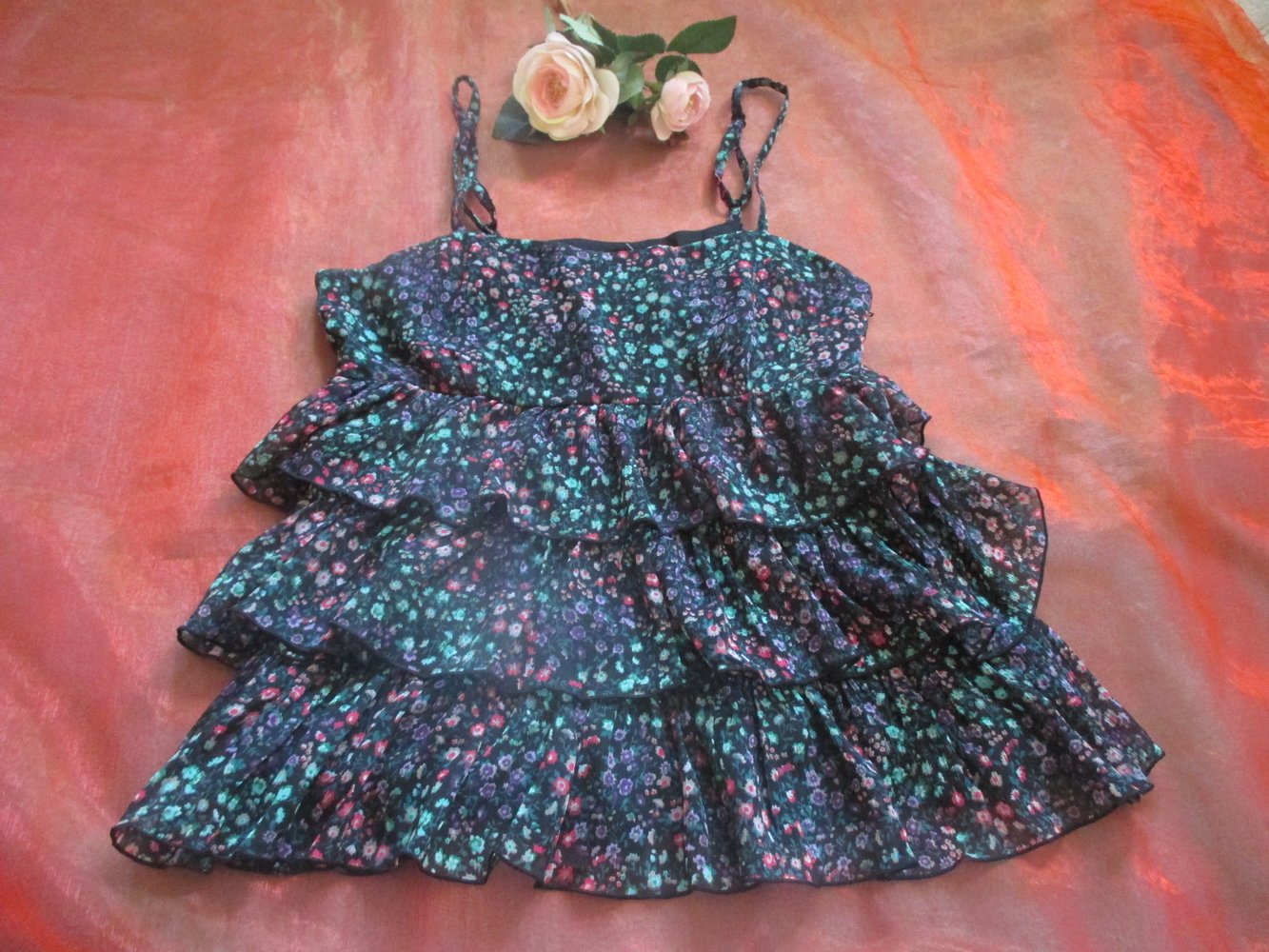 NEUw * Blüten * Petit * Mille Fleurs * Salsa Look * Baby- Doll * Spaghetti- Träger * Blusen * TOP 