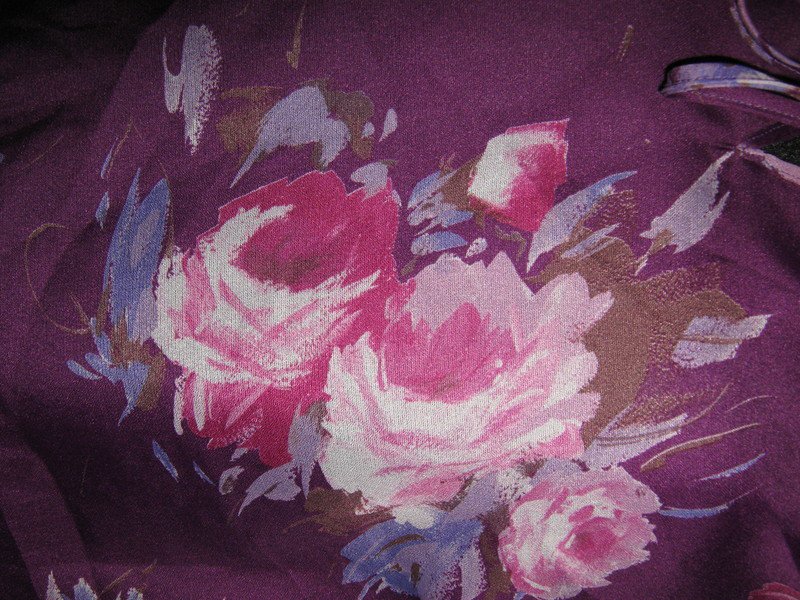 NEUw * Edel * Original VINTAGE * DESIGNER * Festival * Hippie- Style * Rosen * Blüten * Romantik * Chiffon * Baby- Doll * Tunika * Bluse * Gr. 38- 40/ S- M * aubergine- lila * pink * weiß *