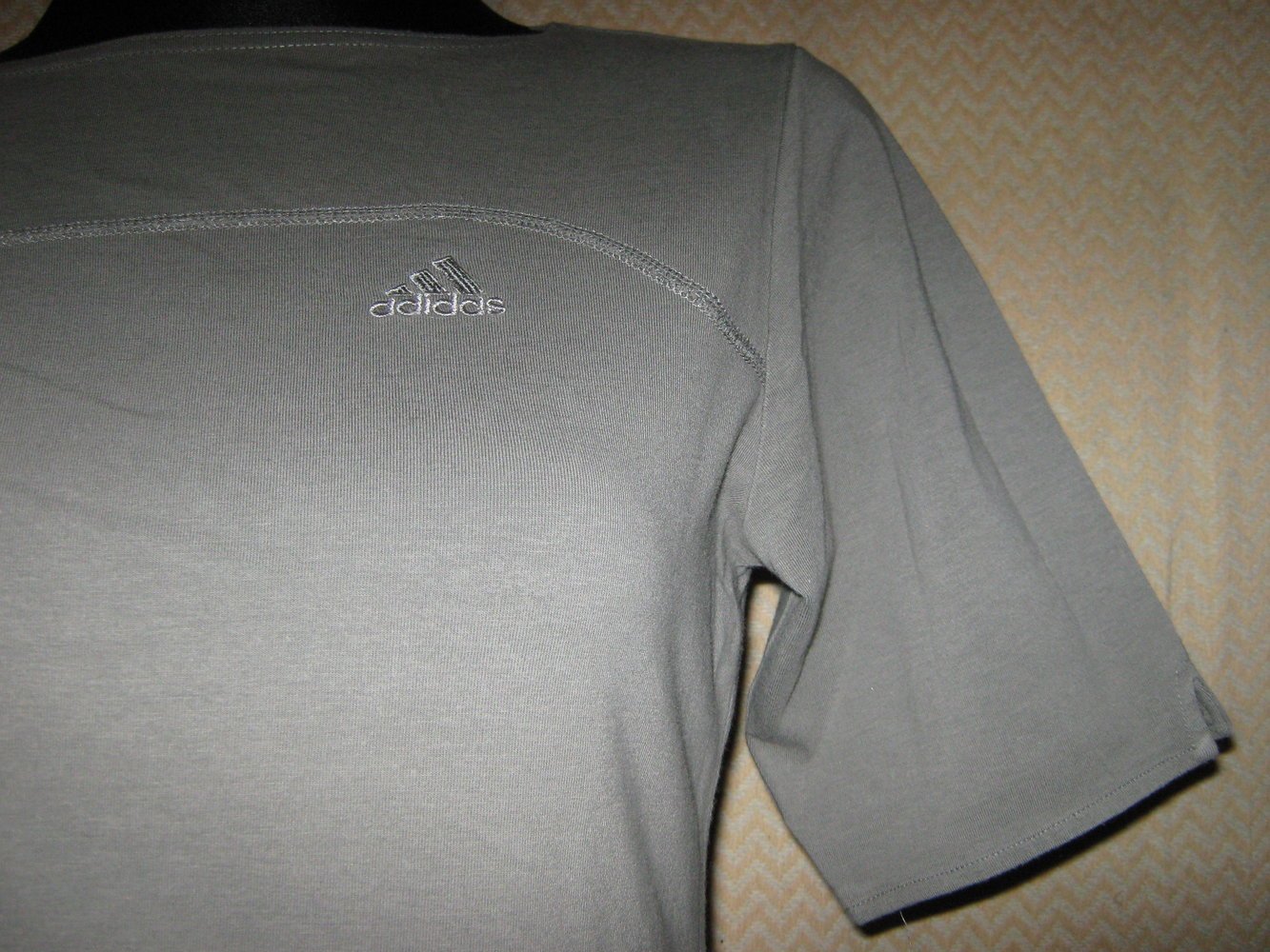 NEUw * Klassisch * ORIGINAL VINTAGE * Bodycon * Kurzarm * T- Shirt 