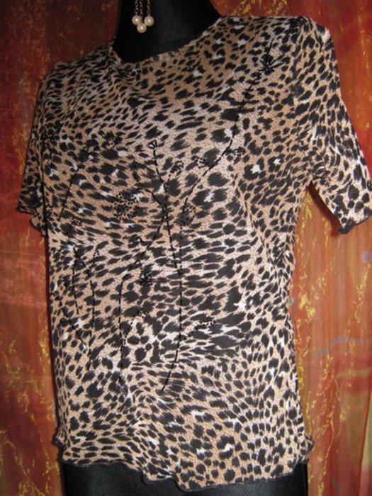 NEU * Sexy * Animal * Leoparden * Wildkatzen * Style * Perlen * Glitzer Pailletten * Seiden- Chiffon * T- Shirt 