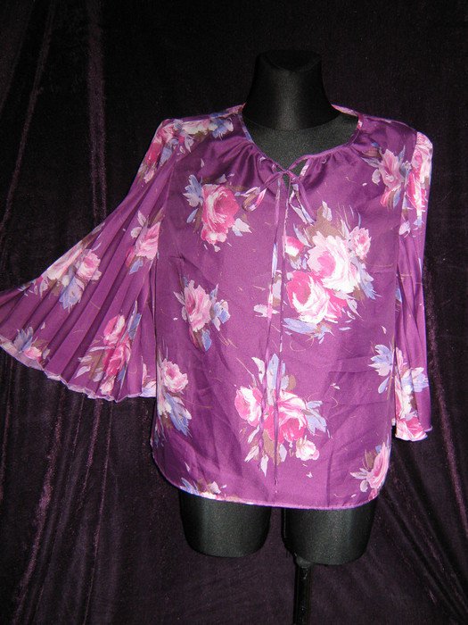 NEUw * Edel * Original VINTAGE * DESIGNER * Festival * Hippie- Style * Rosen * Blüten * Romantik * Chiffon * Baby- Doll * Tunika * Bluse * Gr. 38- 40/ S- M * aubergine- lila * pink * weiß *