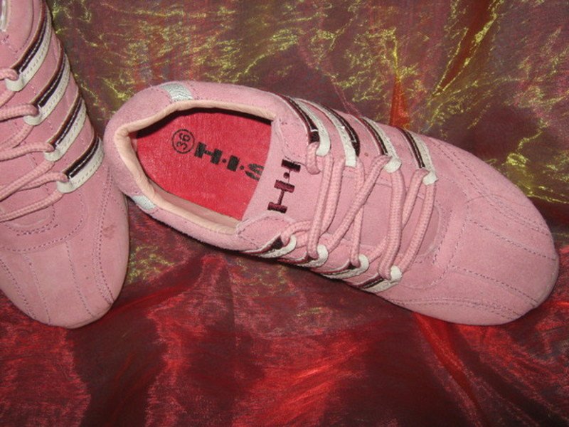 NEU mit ETIKETT * Sport * Turn * Freizeit * Echt Leder * Sneakers * Shoes * Schuhe 