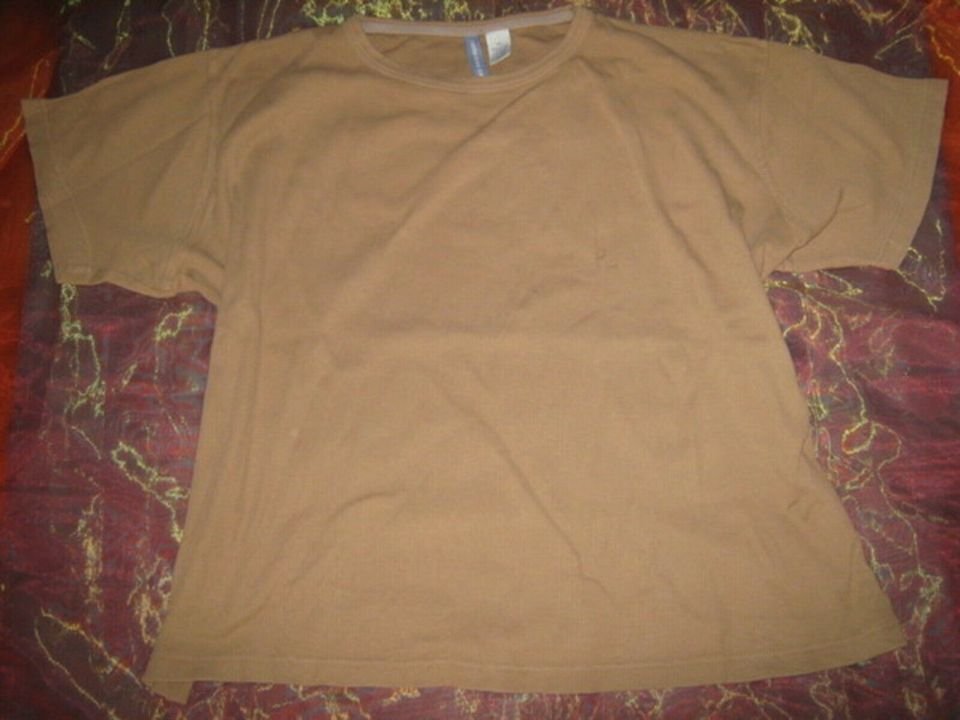 NEUw * Sportiv * Herren oder Damen * Unisex * Kurzarm * Rippen * T- Shirt 