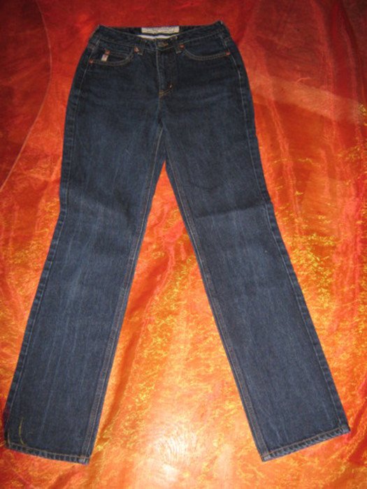 NEU * Sexy * klassisch * Röhren * Jeans- Hose 