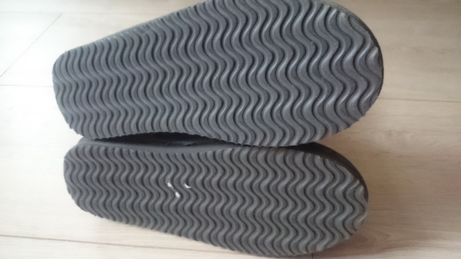 graue Teddyfell Stiefel