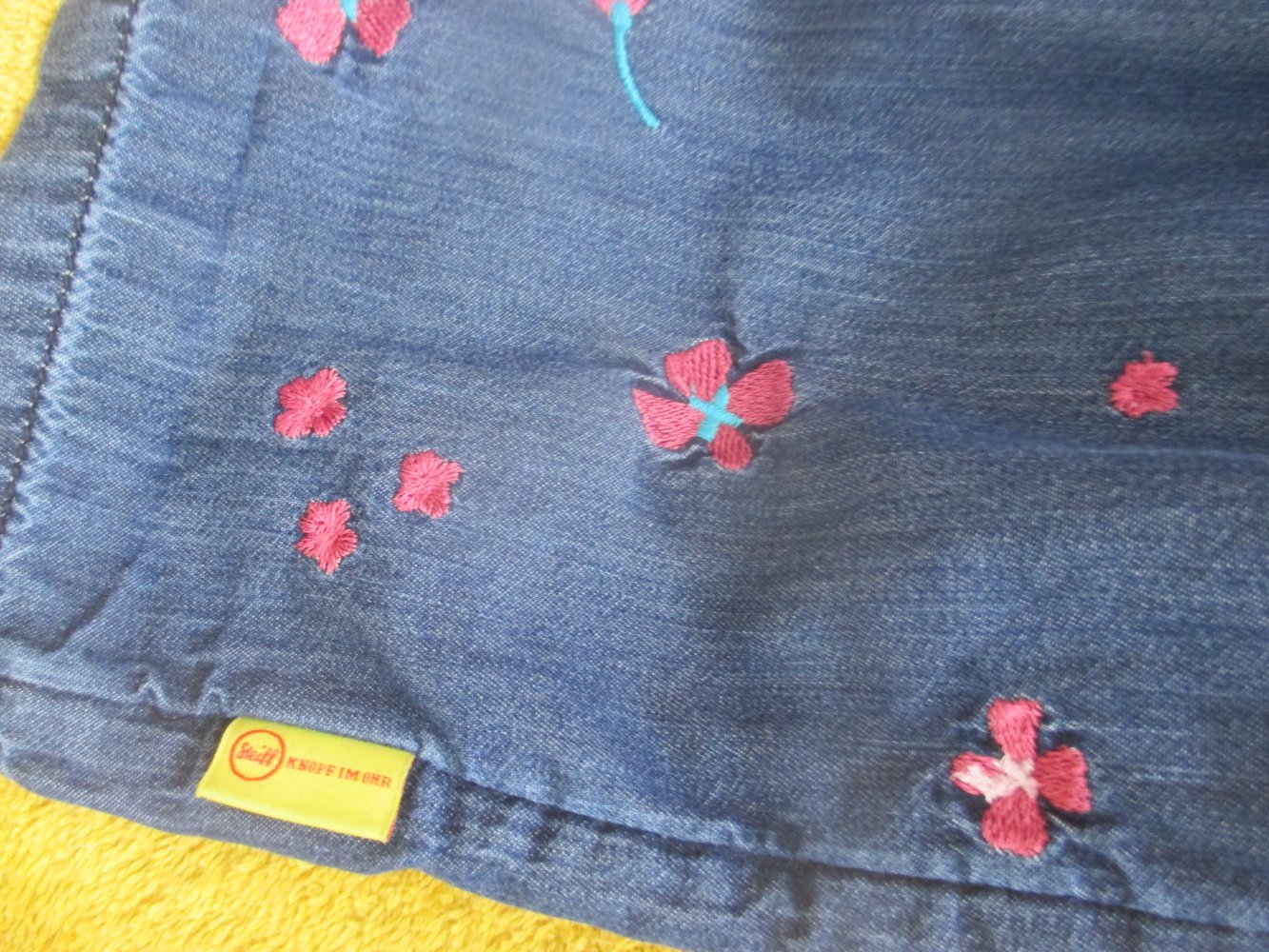 NEU * Niedlich * weich * Girls * Mädchen * Blumen * Blüten * Stickerei * Jeans * Kleid 