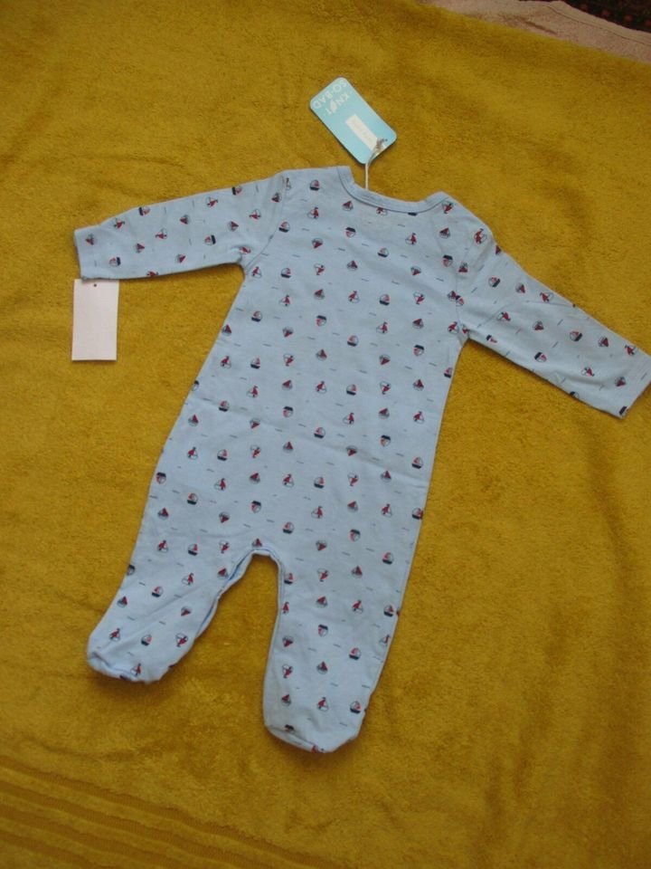 NEU mit ETIKETT * Niedlich * Baby * BOY oder auch GIRL * Unisex * Sailor Marine * Maritim * Boote * Einteiler * Schlafanzug 