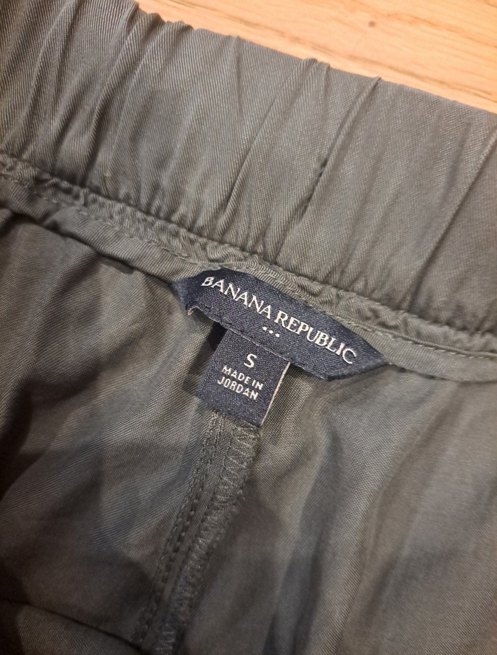 Banana Republic Cargohose Stoffhose Jogger Pluderhose