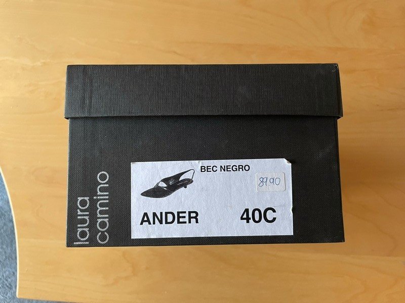 schwarze Echtleder-Sandalen, Neu mit Originalkarton, *Mengenrabatt*