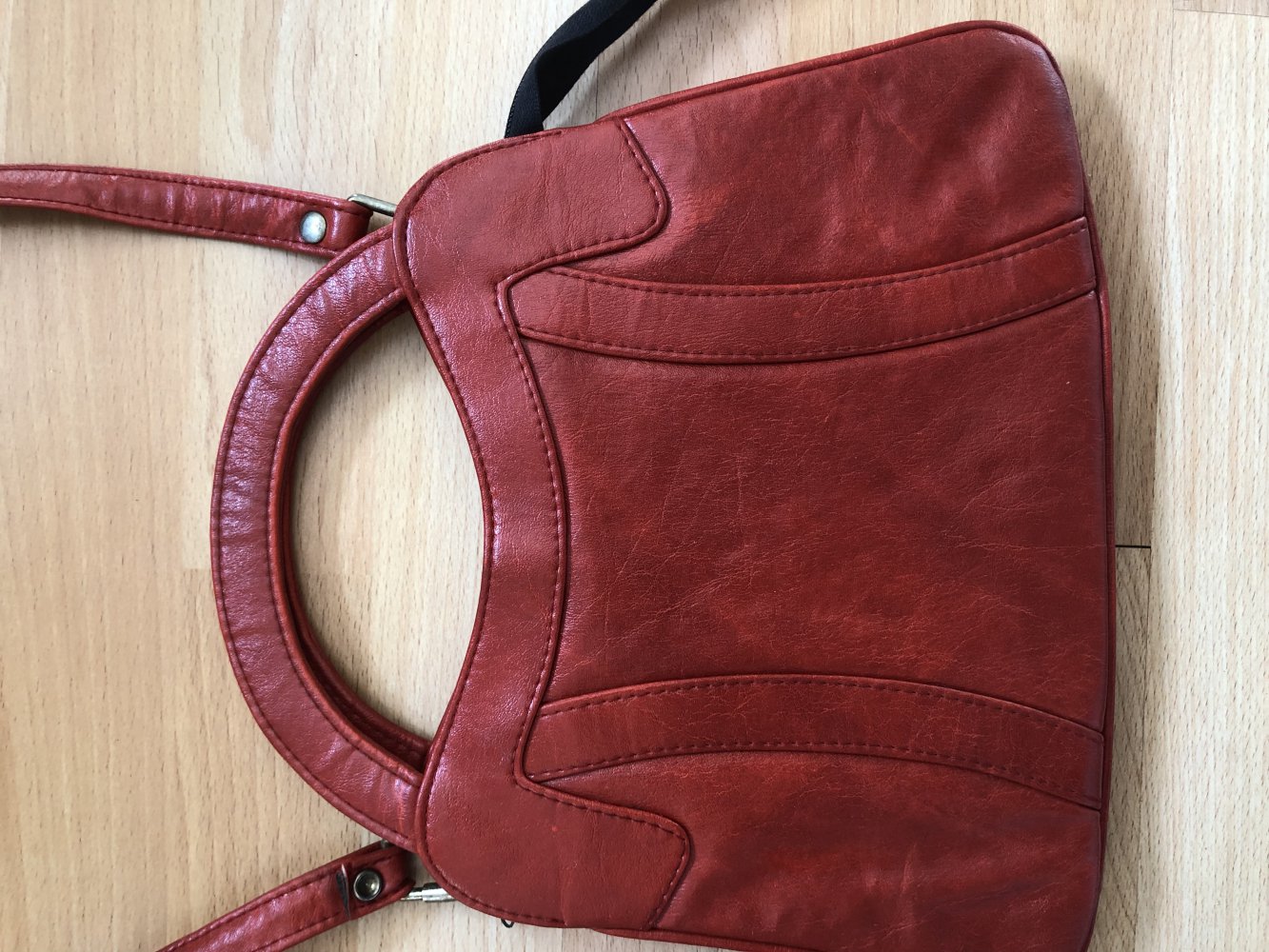 Rote Vintage Tasche