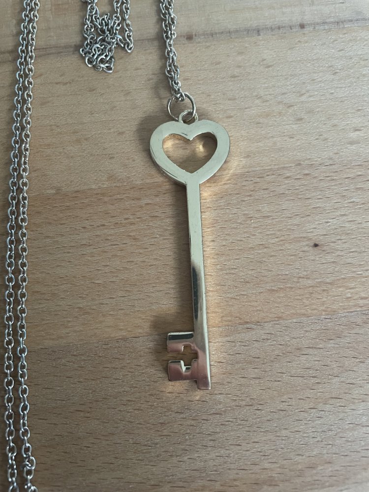 Kette mit Schlüssel