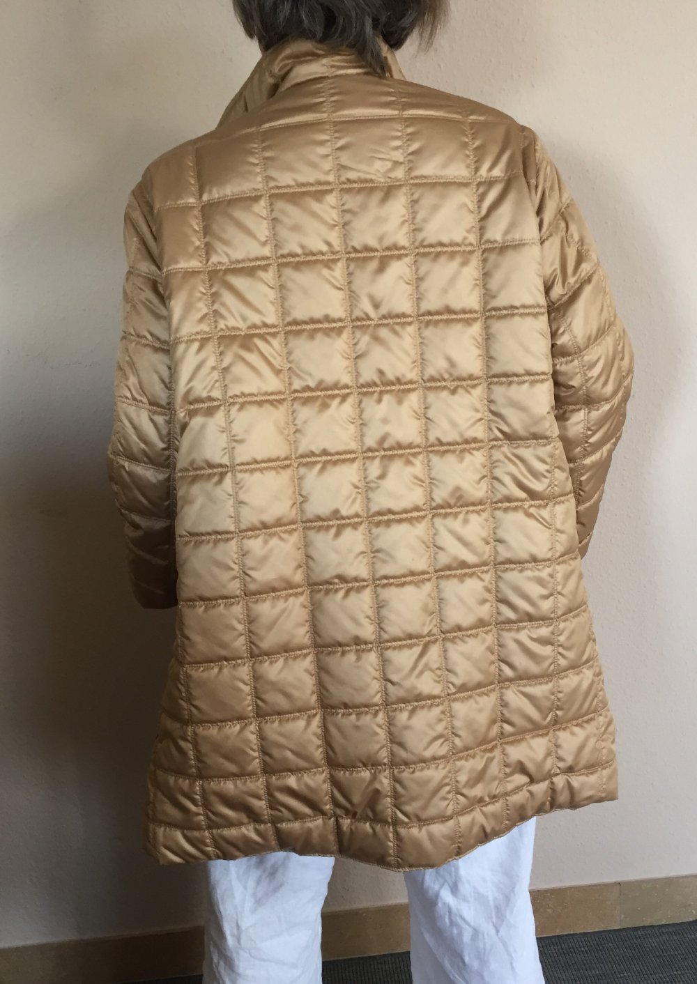 Vintage goldiger Kurzmantel, Steppmantel Gr.42 /44 warm wattiert