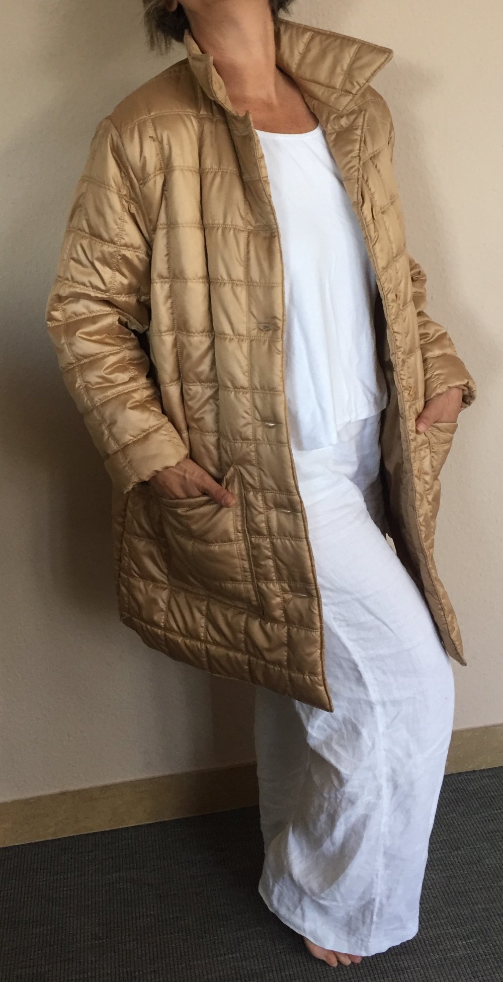 Vintage goldiger Kurzmantel, Steppmantel Gr.42 /44 warm wattiert