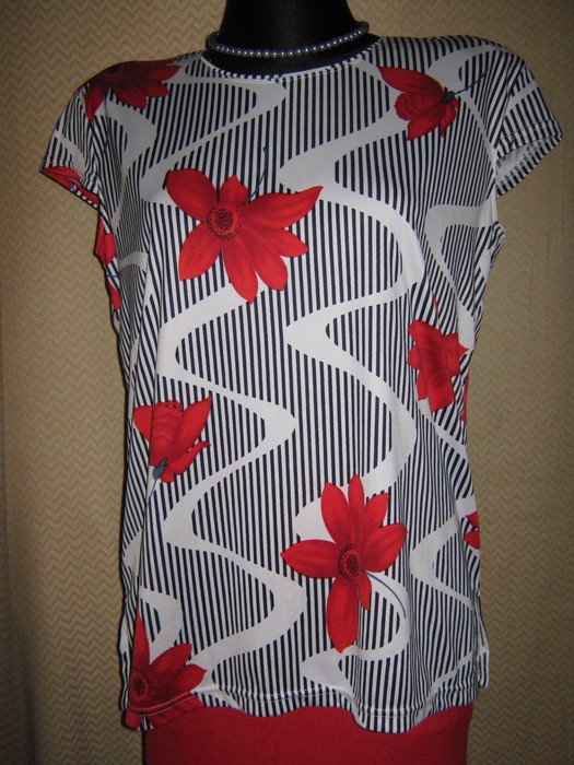 NEU * Original VINTAGE * Karibik- Blüten * Blumen * Flower- Power * Streifen * T- Shirt 