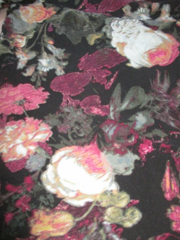 NEU * Nostalgie * Romantik * Rosen * Blumen * Blüten * Flower- Power * Bodycon * Carmen * T- SHIRT 