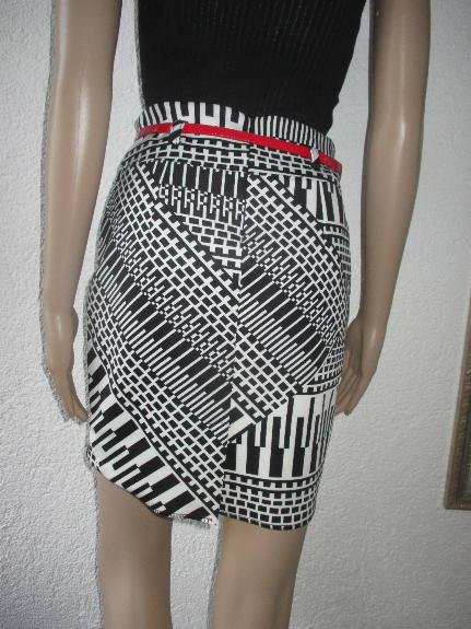 NEU * Ausgefallen * edel * Grafik * Design Print * Strech * Mini Rock 