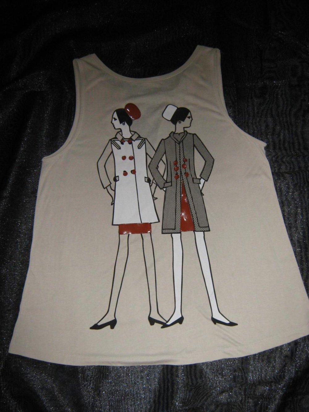 NEU * Ausgefallen * A- Linie * Long * Träger- Top * T- Shirt mit plastischem 3D Motiv 