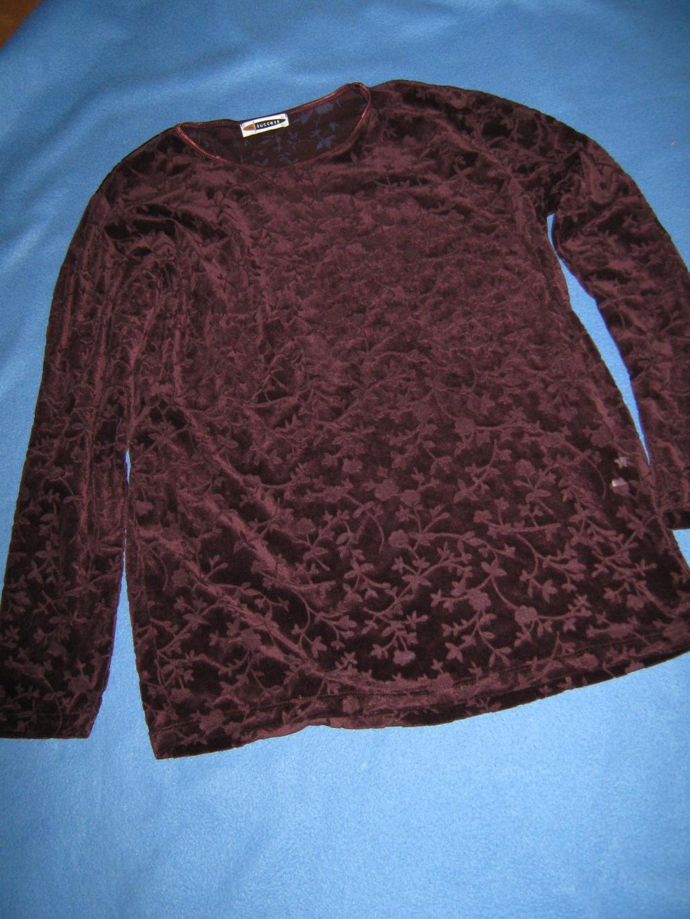   NEU * Romantik * Ausbrenner * Blumen * Blüten * Ranken * Samt * Longsleeve * T- Shirt * Pullover 