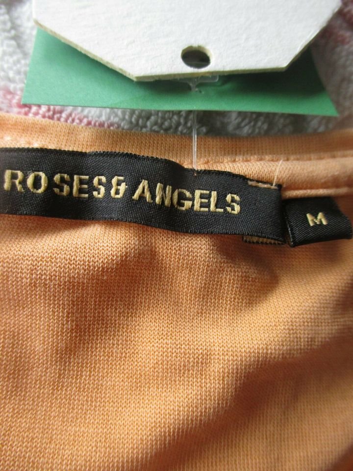 NEU mit ETIKETT * Edel * Blumen * Blüten * Flower- Power * Glitzer * Swarovski * Strass * Kristalle * T- Shirt 