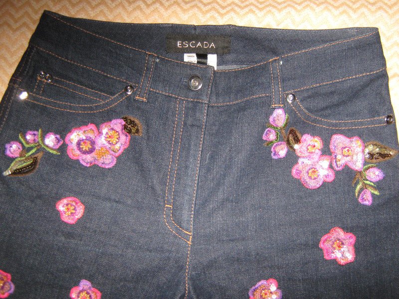   NEU * Edel * Glitzer * 3D Blüten * Stickerei * Hippie- Style * Jeans- Hose 