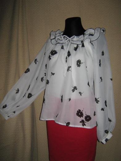 NEUw * Original Granny VINTAGE * Blumen * Blüten * Flower- Power * Harlekin * Rüschen * Volant * Seiden- Chiffon * Baby Doll * Tunika * Bluse 