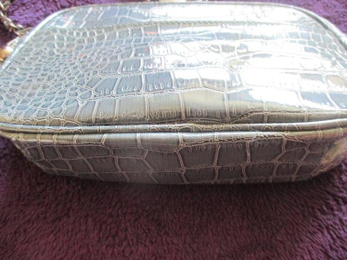 NEU * Abend * Ausgeh * Freizeit * Lack- Leder Imitat * Animal * Kr..o Style * DESIGNER * Cross Body bag * Umhänge- Hand- TASCHE mit Kettenband * rauch- grau- blau *