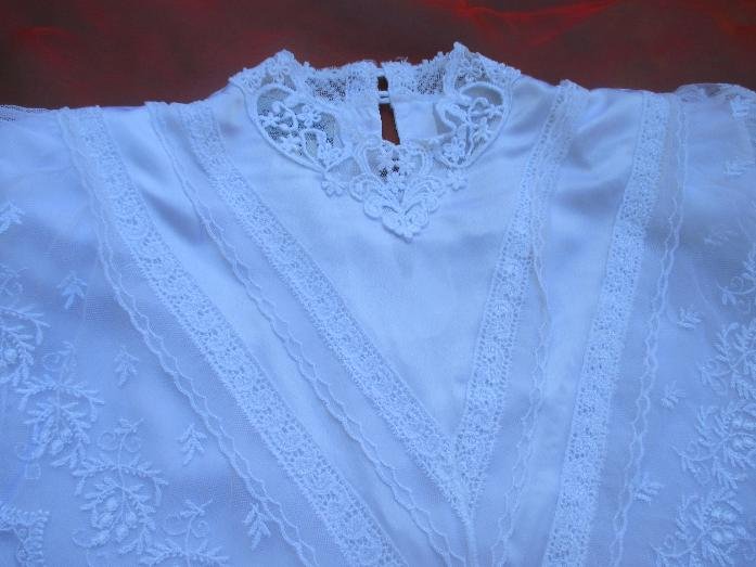 NEUw * Edel * ORIGINAL * Granny * VINTAGE * Lace Spitze * Tüll * Stickerei * Empiere * Bluse 