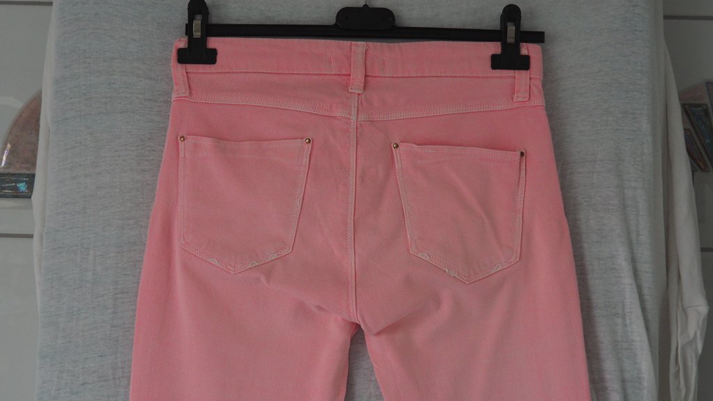 Rosa Hose Gr. 36 von Stradivarius