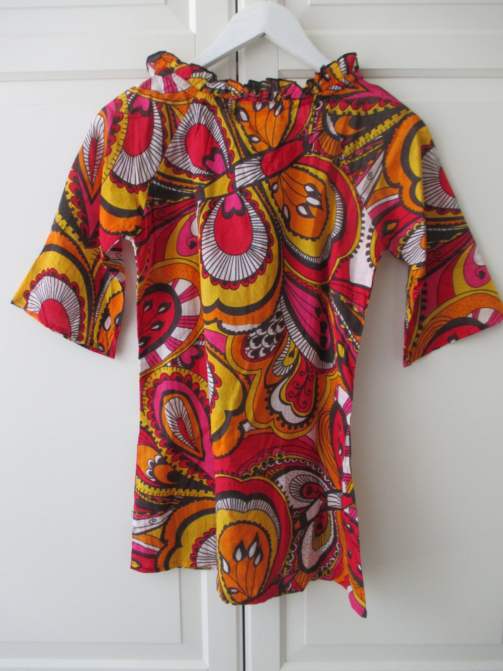 Surfanic, Rainbow Tunika, Gr. S, 100 % Baumwolle, Hingucker, Paisley