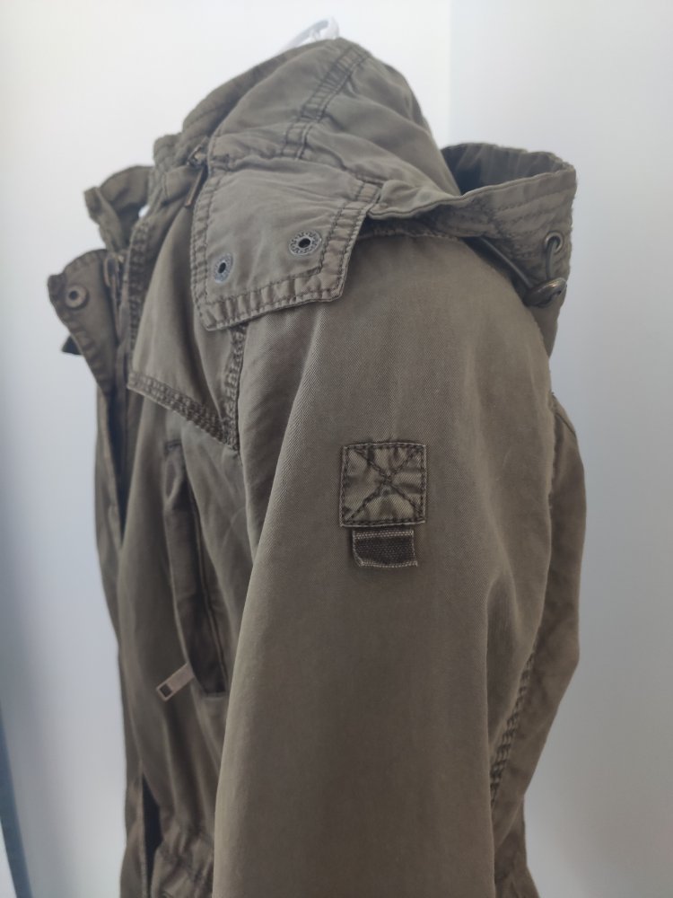 Esprit Parka 38 oliv XXL Kapuze military look