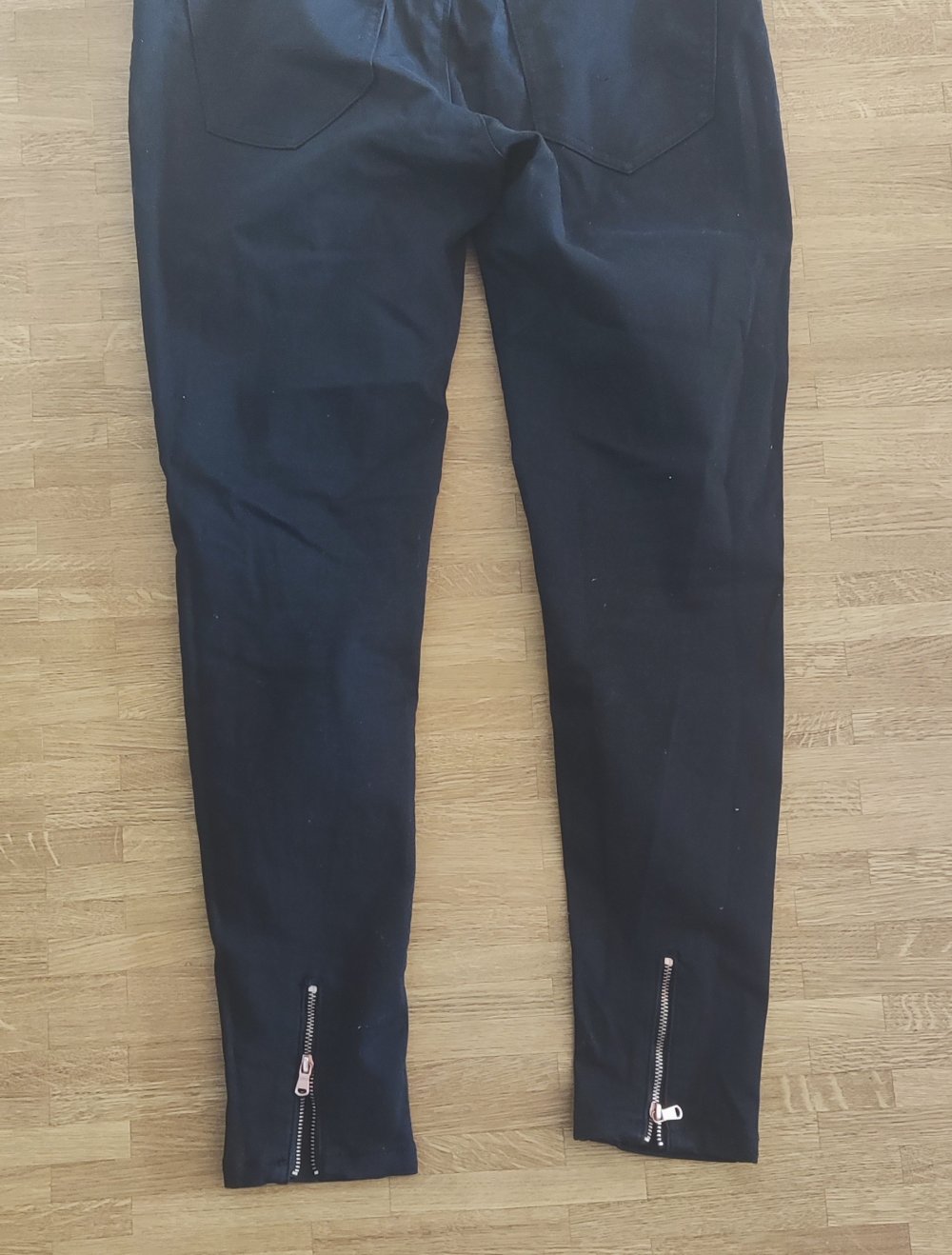 Schwarze Jeans Clockhouse 40 Reißverschluss