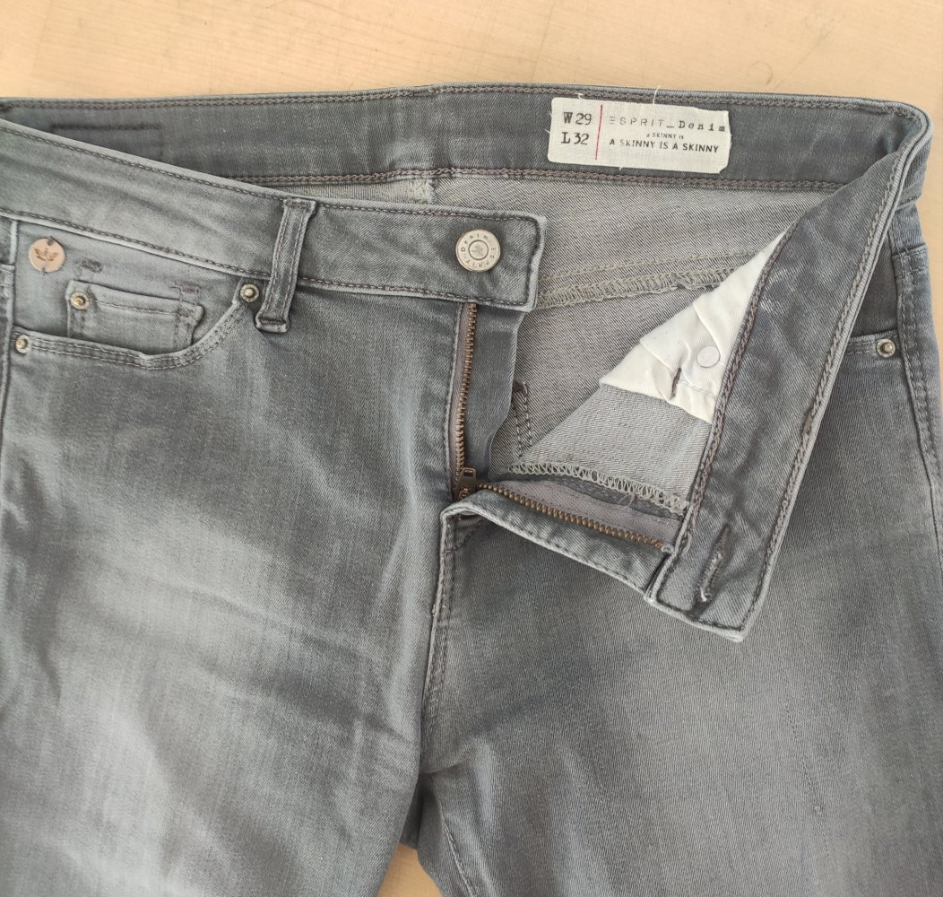 Esprit Denim W29 /L32 grau 