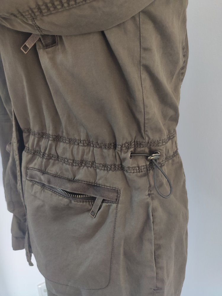 Esprit Parka 38 oliv XXL Kapuze military look