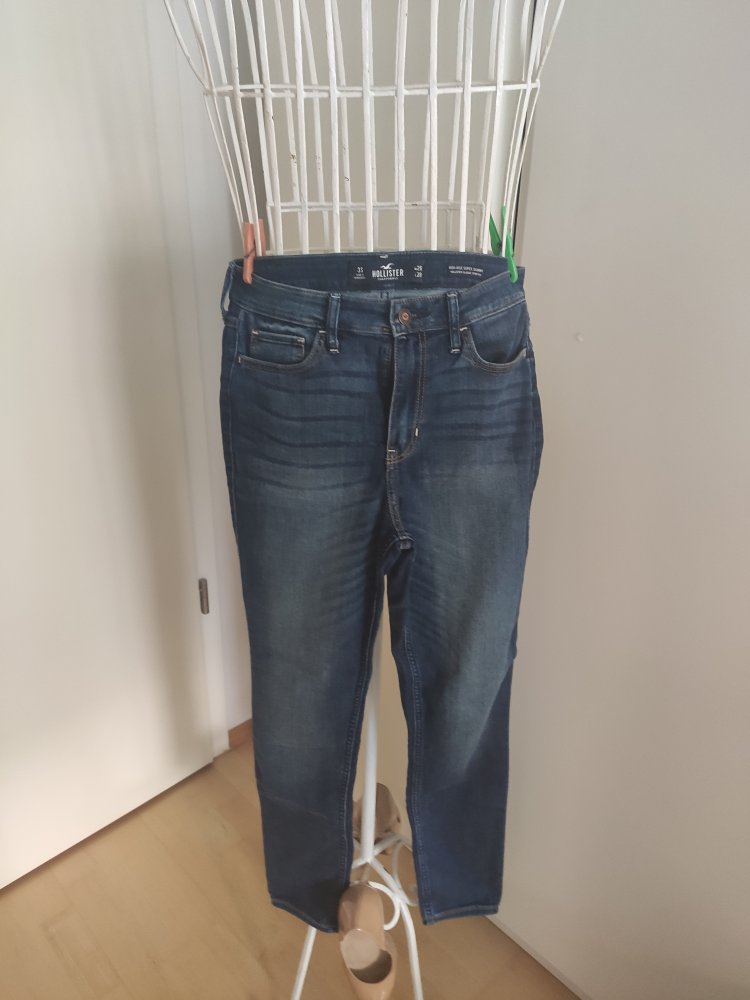 Hollister Jeans W27 