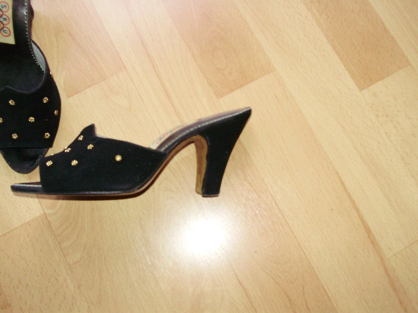 Wunderschöne Pantolette schwarz Samt Goldblümchen Gr 3,5 = 36