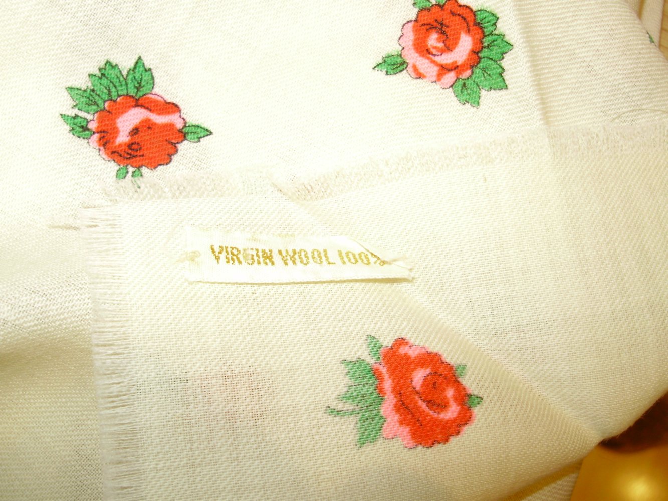 Tuch Vintage 100% Wolle beige Rosen 