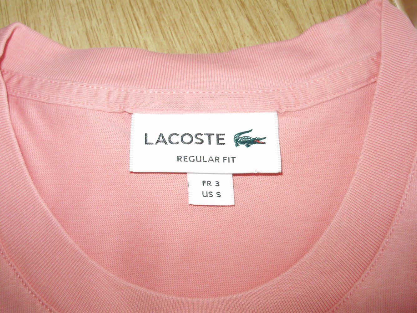 Lacoste Shirt rose großer Print vorne S