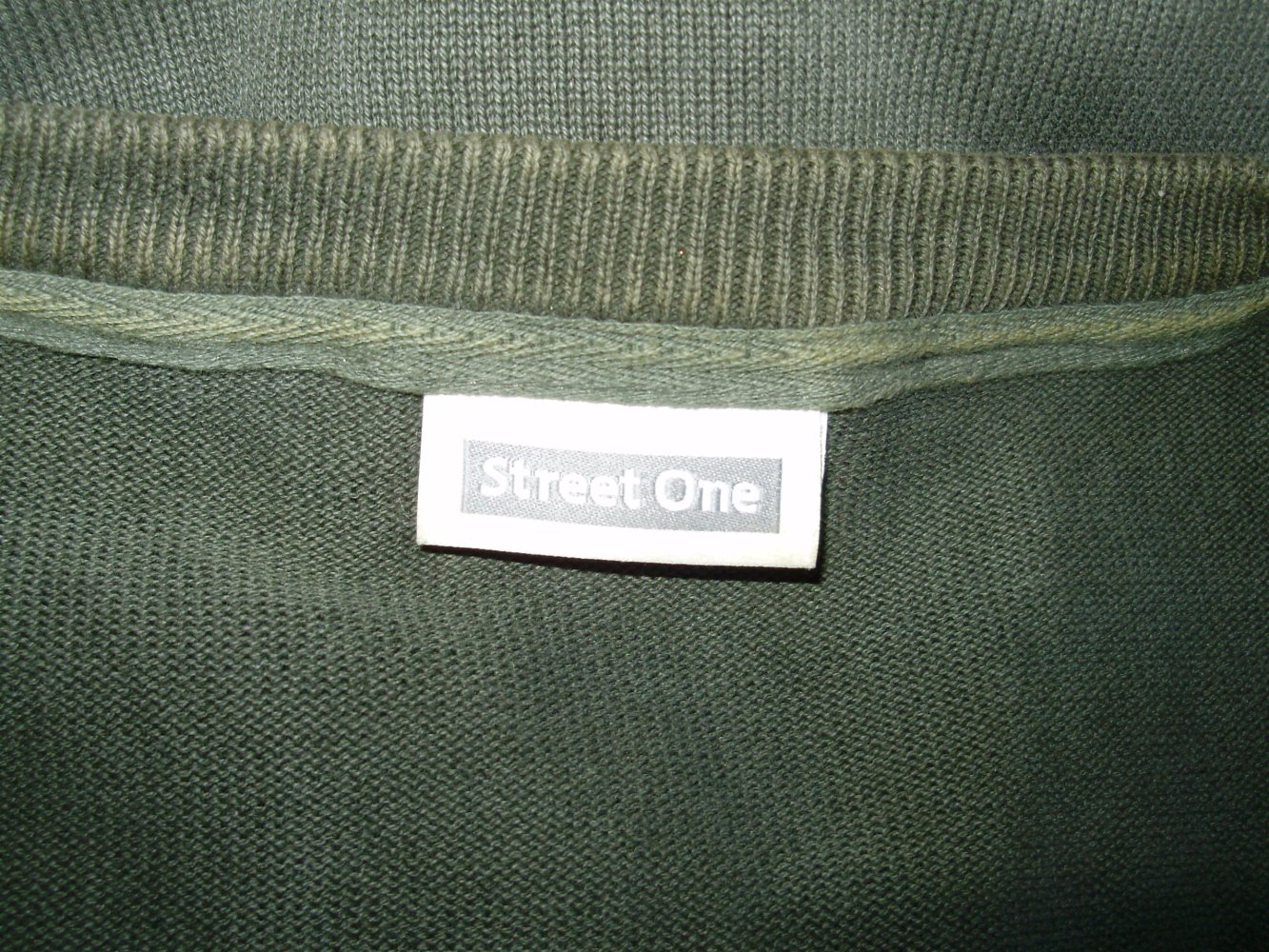 Street one Cardigan khaki dunkel V-Ausschitt, Knöpfe 38