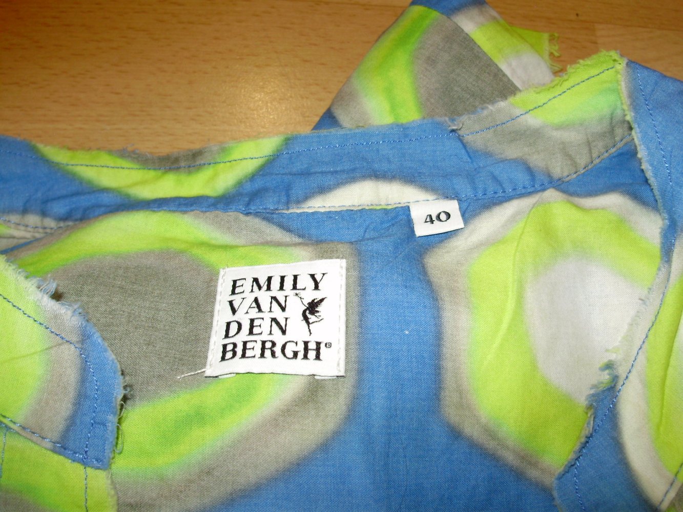Emily van den Bergh LA Bluse ausgefallen grün neongelb blau Gr 40