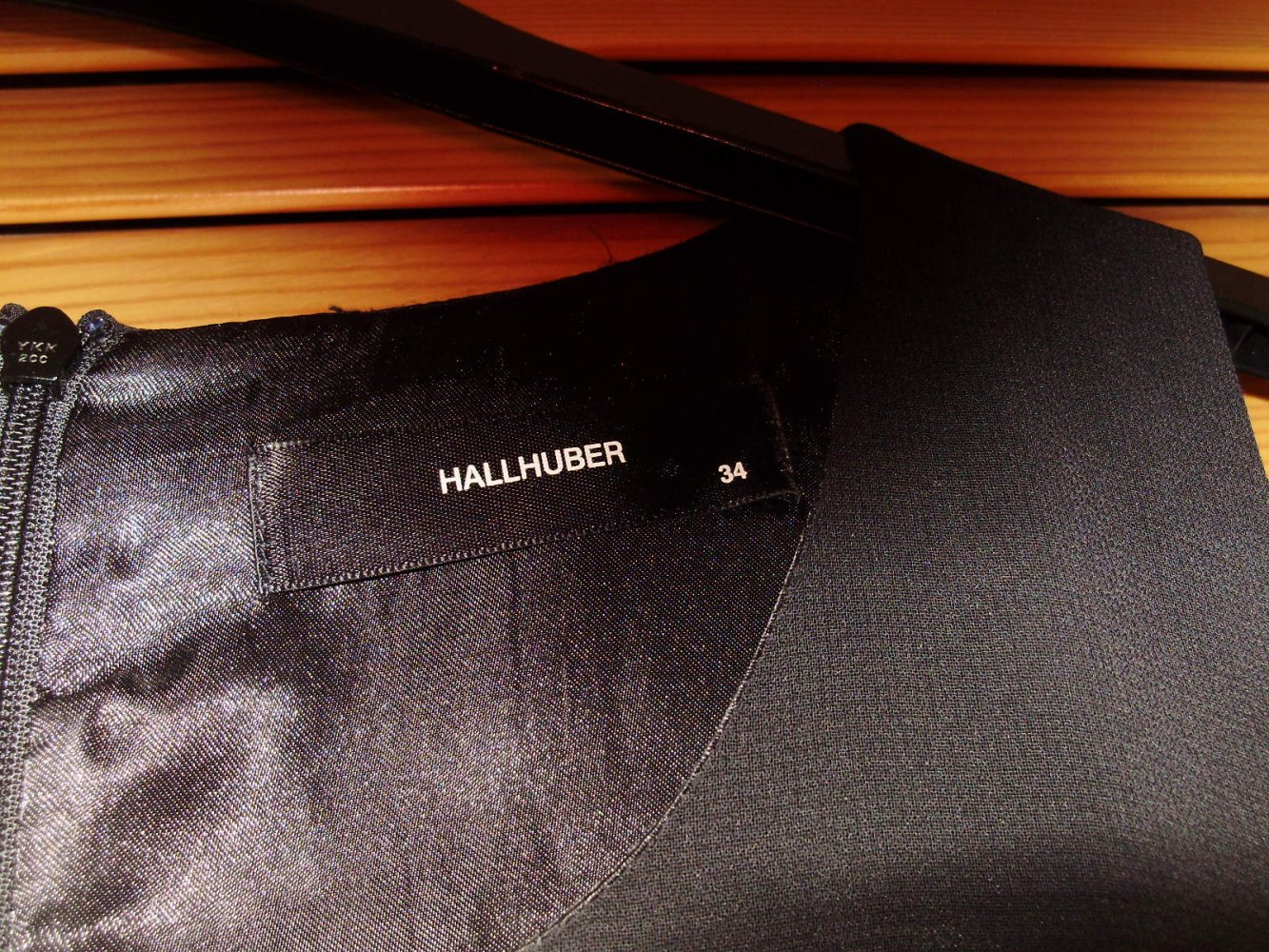 Hallhuber Kleid o A schwarz edel 34
