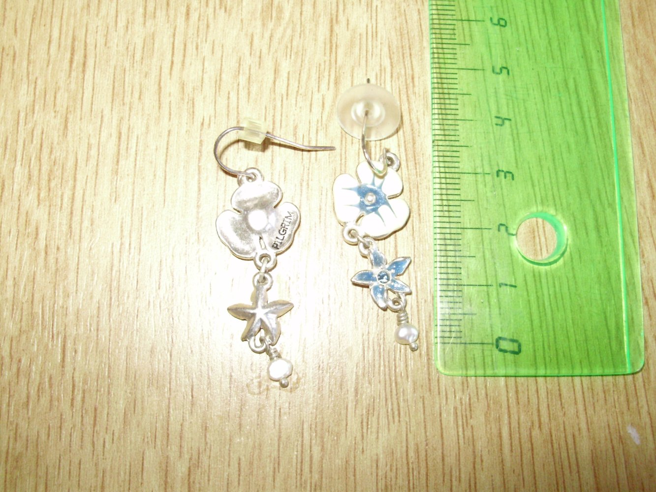 Pilgrim Ohrringe silbern Blüte beige + blau