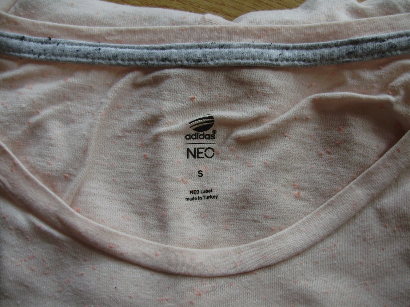 adidas neo Shirt nude rose Tweedknötchen S wie neu!