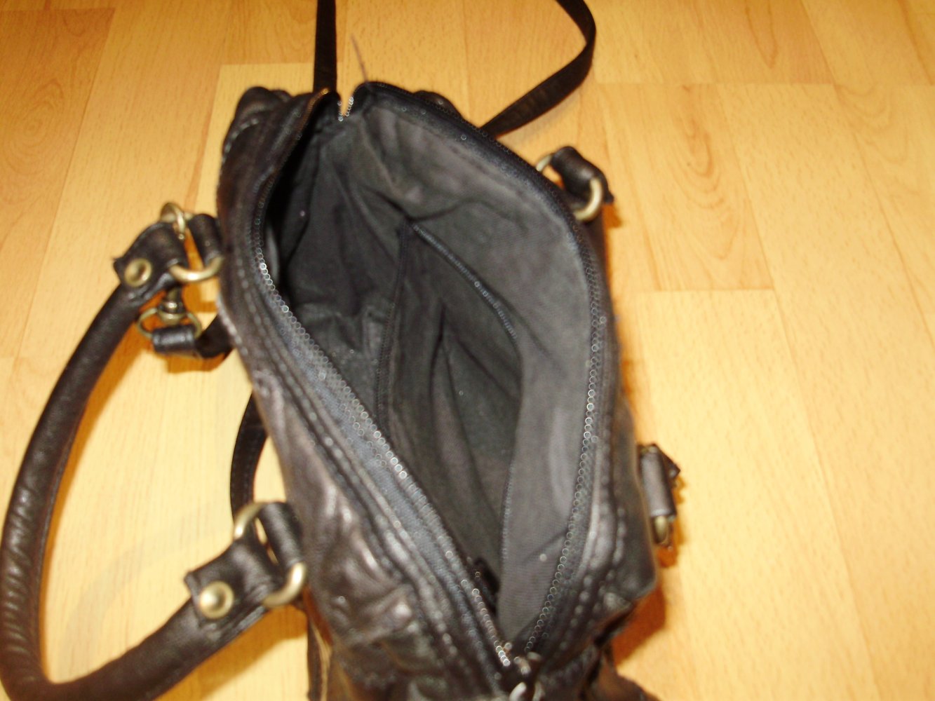 Leder Tasche schwarz gold -bronze klein