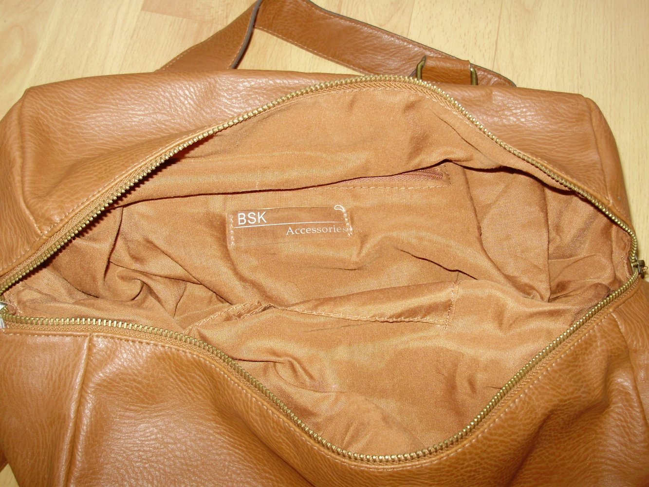 Bershka Tasche groß braun Umhänge-und Henkeltasche wie neu