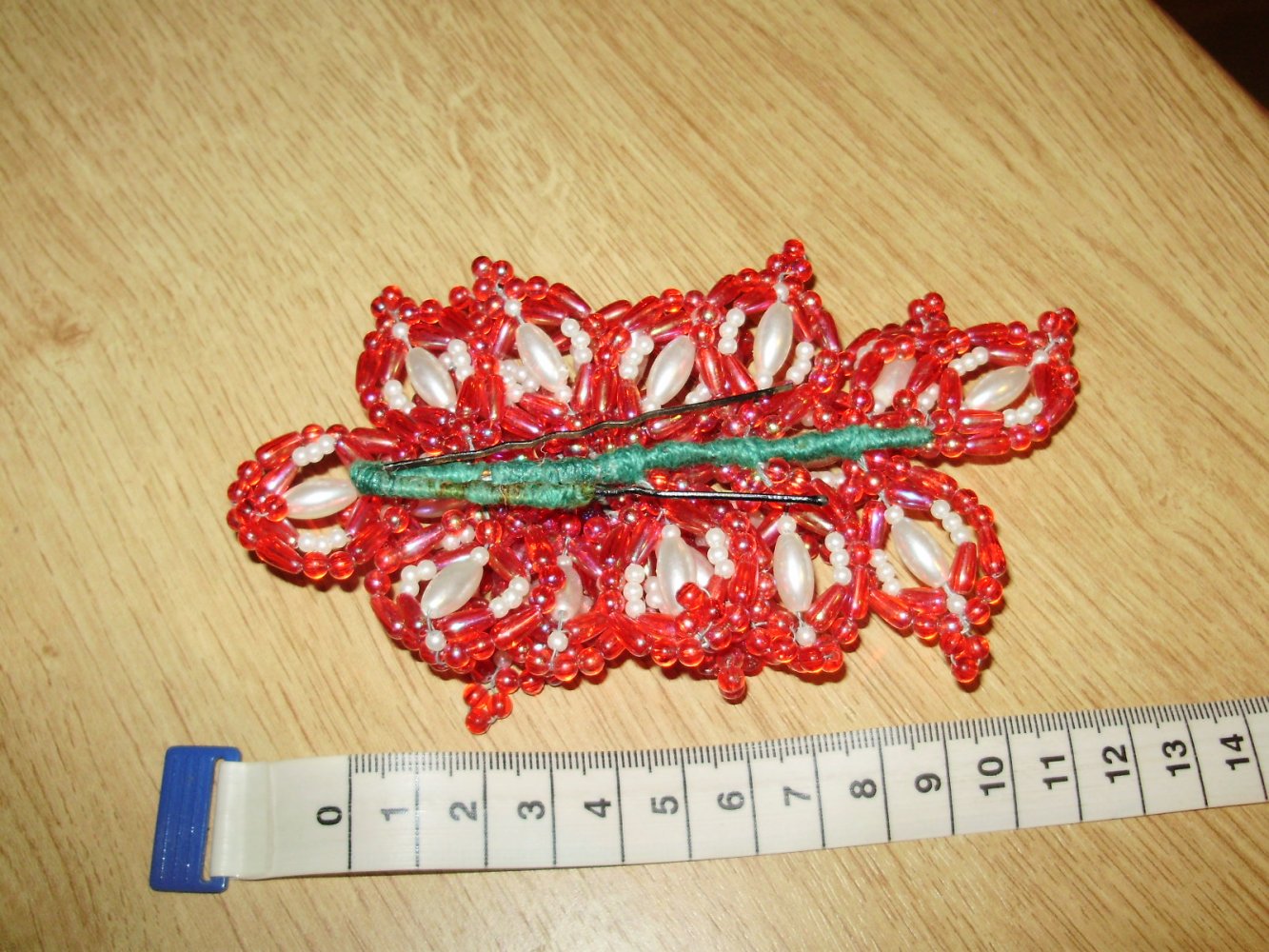 Haarschmuck groß ausgefallen Perlen rot beige