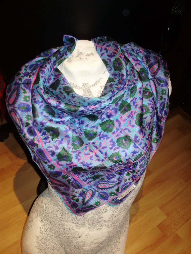 Tuch Seide blau grün rosa Paisley ganz leicht 75 x 75 cm NEU